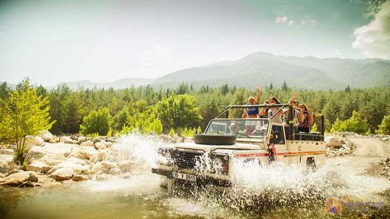 Jeep safari und Rafting von Kemer